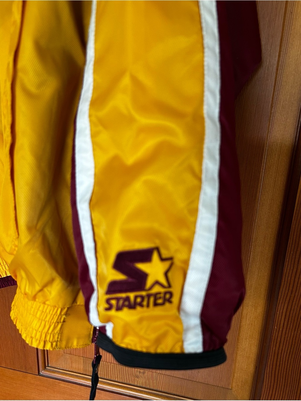 STARTER NFL Redskins VTG Burgundy&Gold windbreaker Size XL - Picture 3 of 5